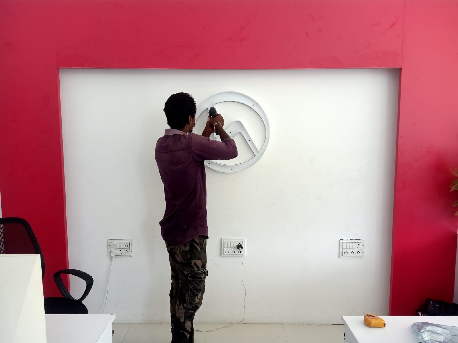 Retail signage installation